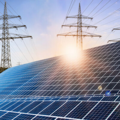 Production solaire : la loi change les règles, à vous de jouer